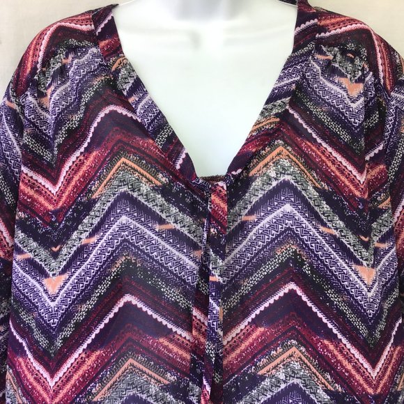 Women's Purple Zig Zag 3/4 Sleeve Tie V Neck Tunic - Picture 2 of 7